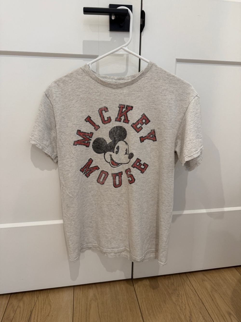 Vintage Mickey Mouse men’s Graphic Tee - Light Gray